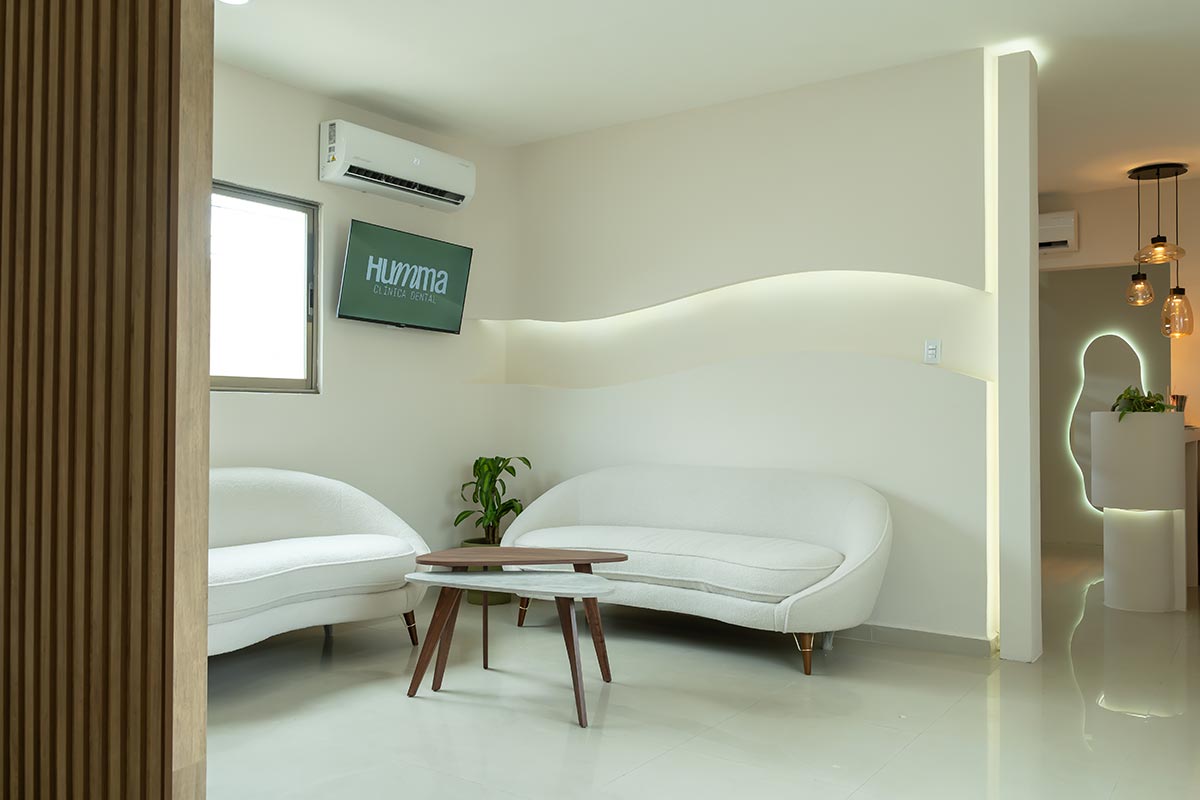 Sala de espera en Clínica Dental Humma en Mérida, Yucatán