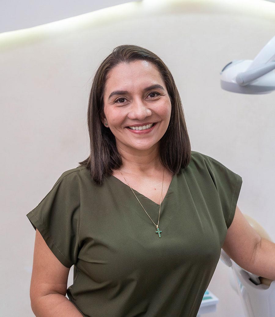 CD Lucy Aguilar Romero en Clínica Dental Humma en Mérida, Yucatán